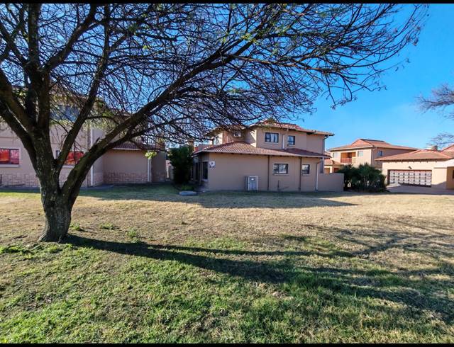 244M² VACANT LAND FOR SALE IN RISIVILLE